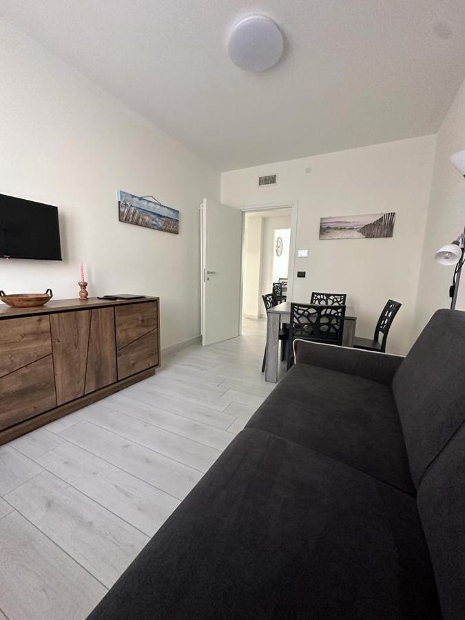 Cavour Apartment Center Бардоліно Екстер'єр фото