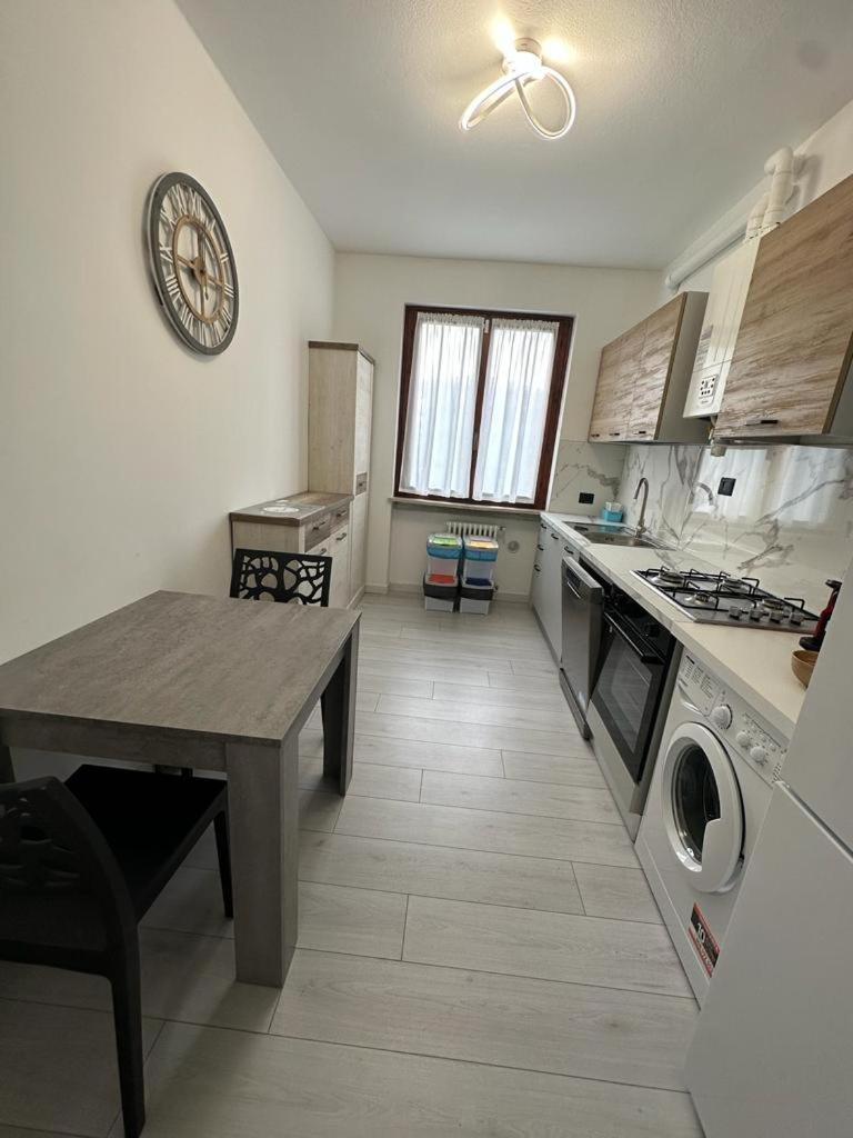 Cavour Apartment Center Бардоліно Екстер'єр фото